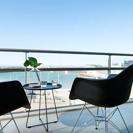 Luxury 3 In Scheveningen *