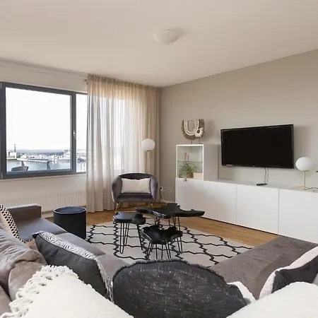 Apartment Luxury 3 In Scheveningen